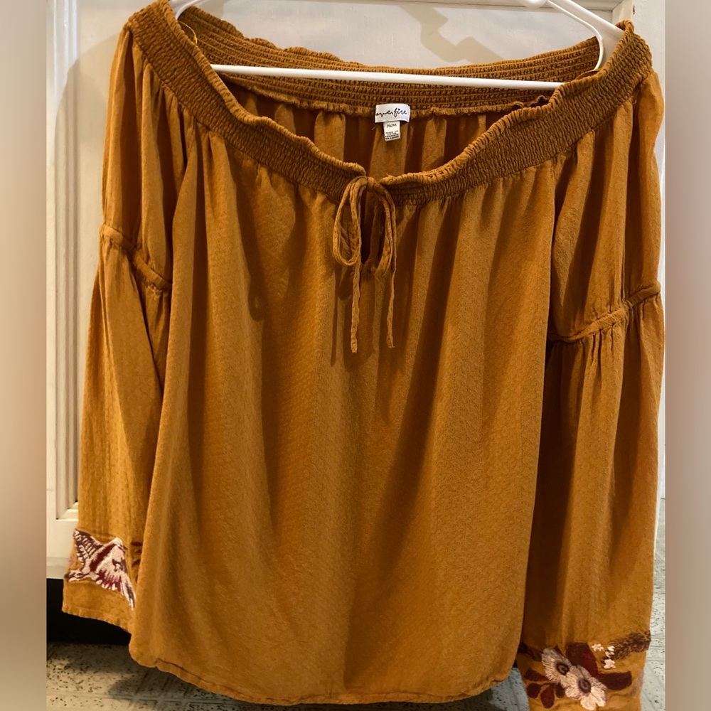 Love, Fire Embroidered Boho Off-Shoulder Top M Medium